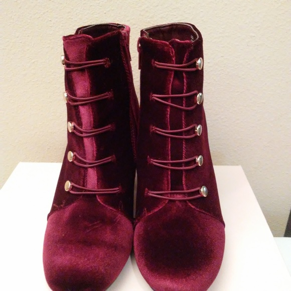 JustFab Shoes - Size 8 New in box Burgundy Velvet booties JustFab